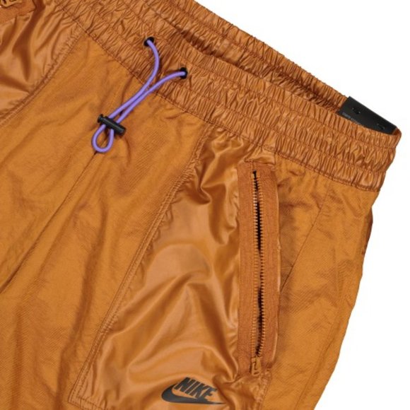Nike Sportswear Women's Cargo Pants - Picture 7 of 8